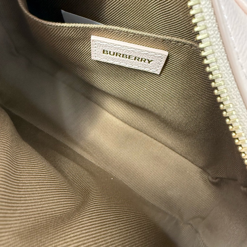 Burberry Women's Tan Checkered Bag - Picture 5 of 6